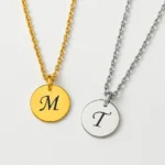 Personalizuotas pakabukas su brangių žmonių inicialais